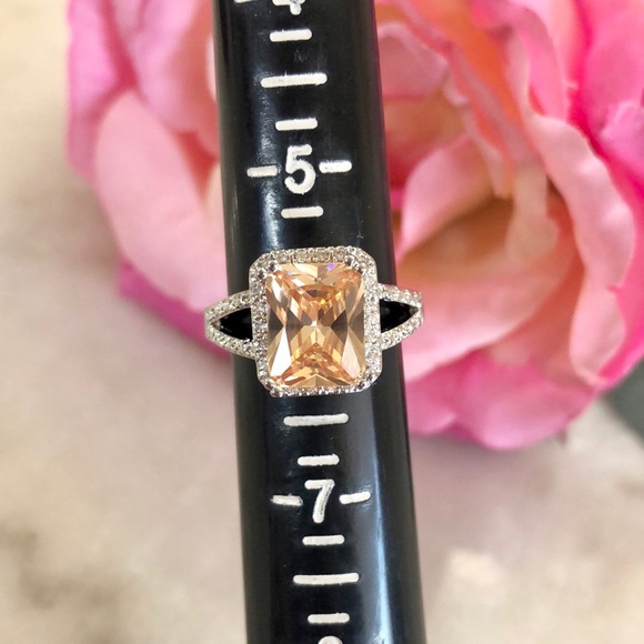 Princess Cut Peach Morganite Ring - Picture 5 of 9